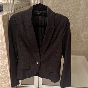 Black Tailored Blazer with Notched Lapels